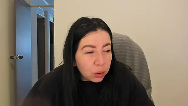 Snapshot of Im_coco chatting on September 10, 2025, 12:49 pm Im coco online show from September 10, 2025, 12:49 pm