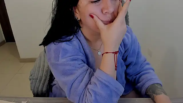 Snapshot of Im_coco chatting on October 12, 2025, 5:01 pm Im coco online show from October 12, 2025, 5:01 pm