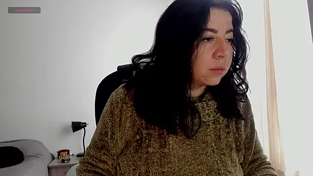 Snapshot of Im_coco chatting on November 16, 2025, 1:49 pm Im coco online show from November 16, 2025, 1:49 pm