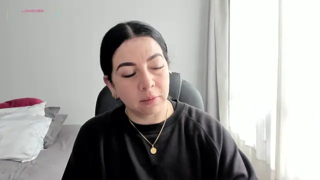 Snapshot of Im_coco chatting on November 19, 2025, 12:16 pm Im coco online show from November 19, 2025, 12:16 pm