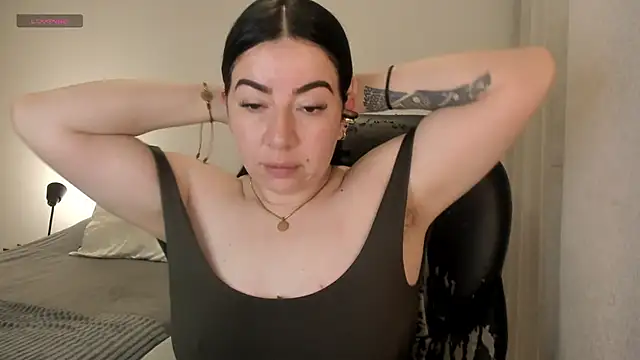 Snapshot of Im_coco chatting on November 30, 2025, 10:08 am Im coco online show from November 30, 2025, 10:08 am