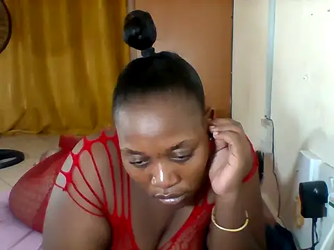 Snapshot of sandra_sauvage chatting on February 20, 2025, 1:03 am sandra sauvage online show from February 20, 2025, 1:03 am