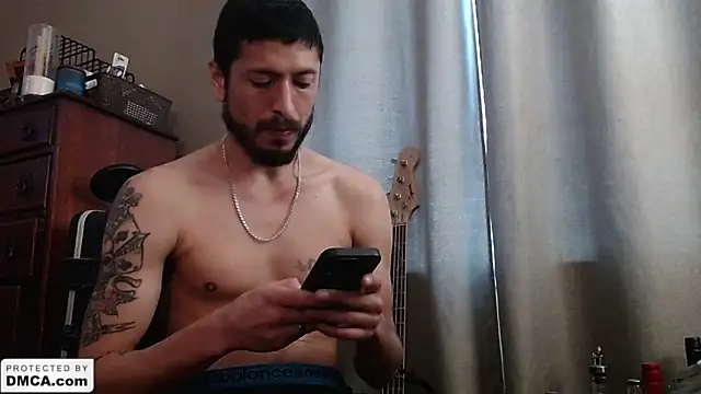 Snapshot of psil0cyb0rg chatting on October 6, 2025, 10:18 pm psil0cyb0rg online show from October 6, 2025, 10:18 pm