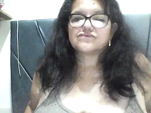 Snapshot of kassandra02 chatting on October 3, 2025, 3:09 pm kassandra02 online show from October 3, 2025, 3:09 pm