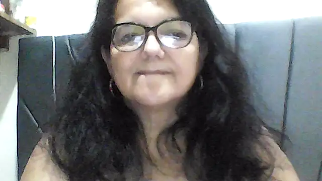 Snapshot of kassandra02 chatting on October 25, 2025, 3:03 am kassandra02 online show from October 25, 2025, 3:03 am