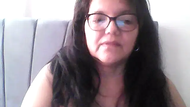 Snapshot of kassandra02 chatting on November 5, 2025, 2:39 pm kassandra02 online show from November 5, 2025, 2:39 pm