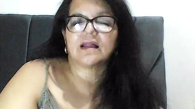 Snapshot of kassandra02 chatting on November 14, 2025, 3:16 am kassandra02 online show from November 14, 2025, 3:16 am