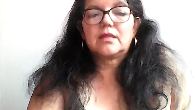 Snapshot of kassandra02 chatting on December 15, 2025, 1:26 pm kassandra02 online show from December 15, 2025, 1:26 pm