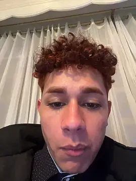 Snapshot of DavidfullOFlove chatting on January 1, 2025, 5:43 am DavidfullOFlove online show from January 1, 2025, 5:43 am