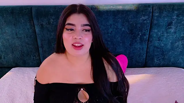 AgathaLynx online show from November 7, 2025, 10:37 am