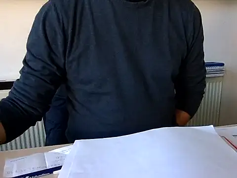 Snapshot of fikoivos chatting on October 25, 2025, 9:17 am fikoivos online show from October 25, 2025, 9:17 am