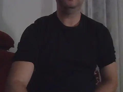 Snapshot of fikoivos chatting on October 31, 2025, 8:21 pm fikoivos online show from October 31, 2025, 8:21 pm