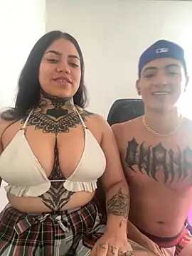 aliensexy online show from October 5, 2025, 9:34 pm