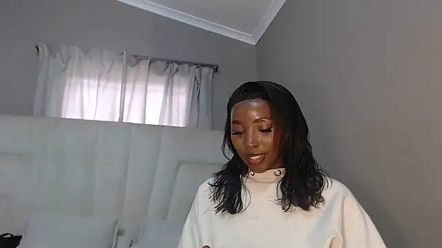 Snapshot of naughtyblackdolie chatting on January 17, 2025, 1:46 pm naughtyblackdolie online show from January 17, 2025, 1:46 pm