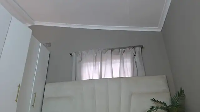 Snapshot of naughtyblackdolie chatting on February 11, 2025, 6:40 am naughtyblackdolie online show from February 11, 2025, 6:40 am