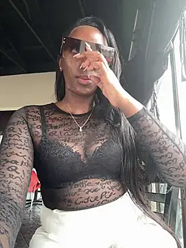 Snapshot of naughtyblackdolie chatting on February 12, 2025, 11:51 am naughtyblackdolie online show from February 12, 2025, 11:51 am