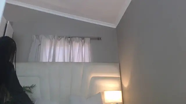 Snapshot of naughtyblackdolie chatting on December 20, 2025, 10:44 am naughtyblackdolie online show from December 20, 2025, 10:44 am