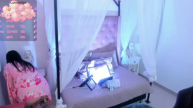 Snapshot of Hanna__Becker_ chatting on September 27, 2025, 3:22 am Hanna  Becker  online show from September 27, 2025, 3:22 am