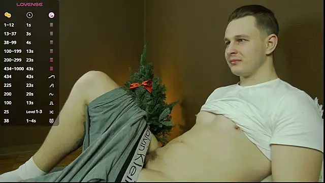 Snapshot of charlie_smiley chatting on January 3, 2025, 2:32 am charlie smiley online show from January 3, 2025, 2:32 am