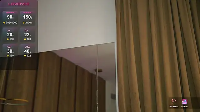 Snapshot of EmilyRaymont chatting on January 28, 2025, 3:47 am EmilyRaymont online show from January 28, 2025, 3:47 am