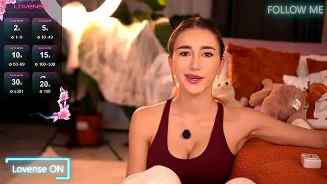 Snapshot of EmilyRaymont chatting on October 30, 2025, 4:36 am EmilyRaymont online show from October 30, 2025, 4:36 am