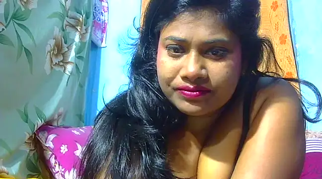 sexy roma online show from March 7, 2025, 8:22 pm