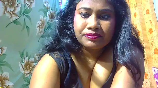 sexy roma online show from March 11, 2025, 1:34 pm