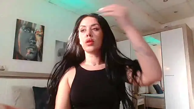 LaylaCruzRose online show from February 14, 2025, 6:34 am