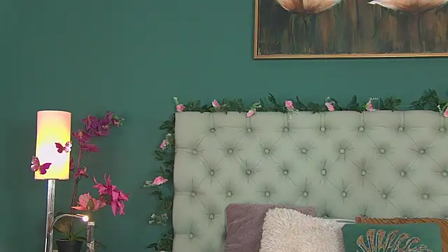 AlicePirs online show from March 21, 2025, 5:43 am