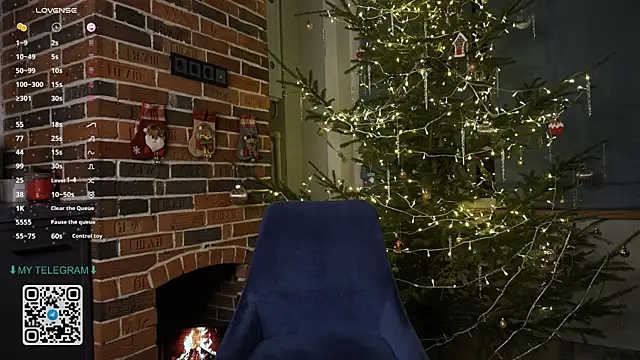Snapshot of GlamourNova chatting on December 25, 2024, 7:13 pm GlamourNova online show from December 25, 2024, 7:13 pm