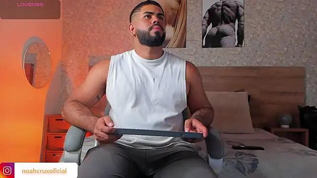 noah crux online show from October 2, 2025, 8:16 pm