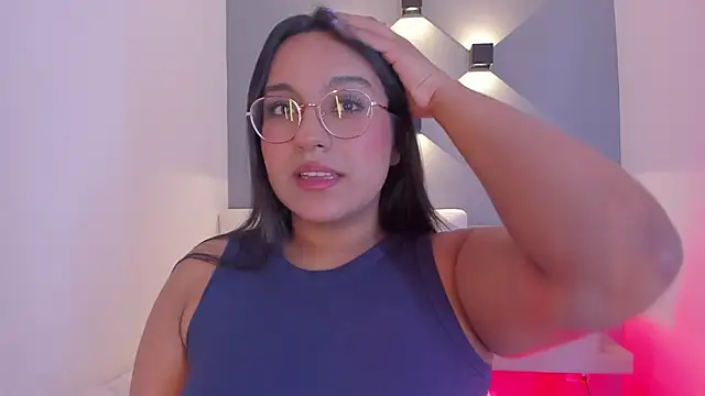 Snapshot of ellamontoya chatting on January 27, 2025, 5:14 am ellamontoya online show from January 27, 2025, 5:14 am