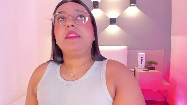 Snapshot of ellamontoya chatting on January 29, 2025, 4:47 am ellamontoya online show from January 29, 2025, 4:47 am