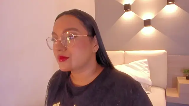 Snapshot of ellamontoya chatting on September 24, 2025, 11:13 am ellamontoya online show from September 24, 2025, 11:13 am