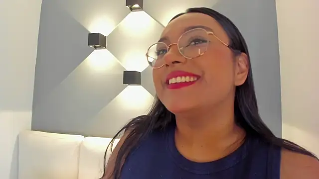 Snapshot of ellamontoya chatting on October 11, 2025, 12:15 pm ellamontoya online show from October 11, 2025, 12:15 pm