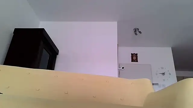 Snapshot of your_man85 chatting on March 6, 2025, 11:47 am your man85 online show from March 6, 2025, 11:47 am