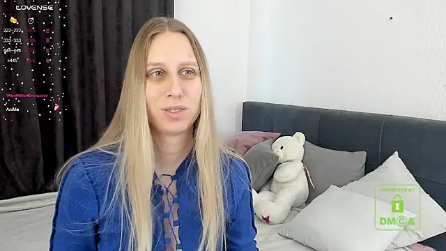 miissblonde online show from March 23, 2025, 3:21 am