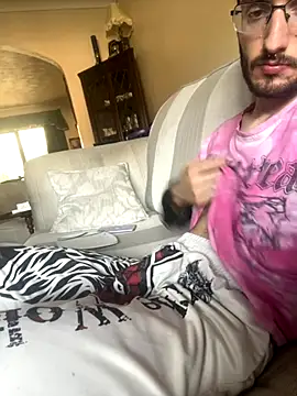 Snapshot of EE123458 chatting on September 19, 2025, 2:07 pm EE123458 online show from September 19, 2025, 2:07 pm