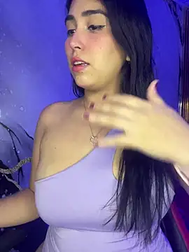 Snapshot of emma__cute__ chatting on December 2, 2025, 11:15 am emma cute online show from December 2, 2025, 11:15 am