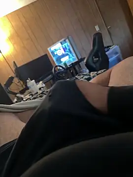 Jayare95 online show from December 2, 2025, 3:29 pm