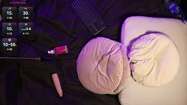 Sexydoll112 online show from January 8, 2025, 11:52 pm