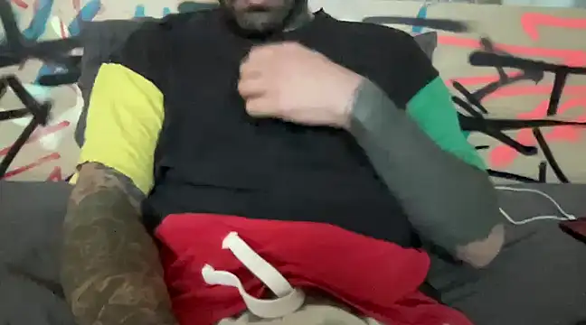 Snapshot of kameray12 chatting on March 6, 2025, 11:36 am kameray12 online show from March 6, 2025, 11:36 am