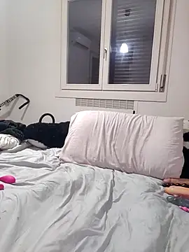 Snapshot of Miachan_LaGattinaVogliosa chatting on November 20, 2025, 2:06 pm Miachan LaGattinaVogliosa online show from November 20, 2025, 2:06 pm