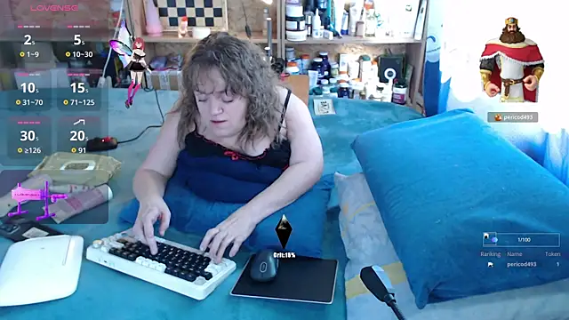 Snapshot of MiniNatalie chatting on October 18, 2025, 4:15 am MiniNatalie online show from October 18, 2025, 4:15 am