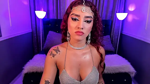 Snapshot of hallsredd chatting on January 8, 2025, 11:52 pm hallsredd online show from January 8, 2025, 11:52 pm