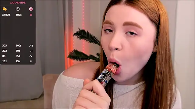 Snapshot of Freckle_Diyana chatting on January 25, 2025, 9:25 pm Freckle Diyana online show from January 25, 2025, 9:25 pm