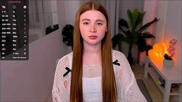Snapshot of Freckle_Diyana chatting on March 21, 2025, 10:06 pm Freckle Diyana online show from March 21, 2025, 10:06 pm
