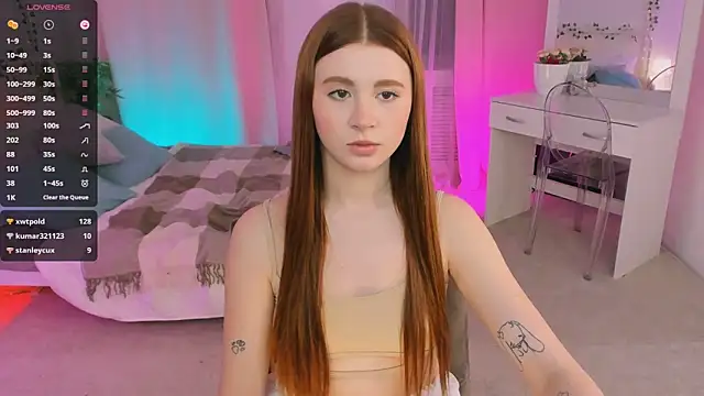 Snapshot of Freckle_Diyana chatting on March 23, 2025, 1:20 am Freckle Diyana online show from March 23, 2025, 1:20 am