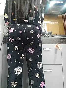 Snapshot of Manpreet_kaur21 chatting on December 28, 2024, 8:26 am Manpreet kaur21 online show from December 28, 2024, 8:26 am