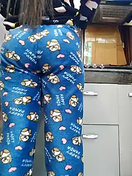 Snapshot of Manpreet_kaur21 chatting on January 21, 2025, 12:29 pm Manpreet kaur21 online show from January 21, 2025, 12:29 pm